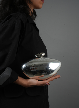 Eclipse Metallic Clutch