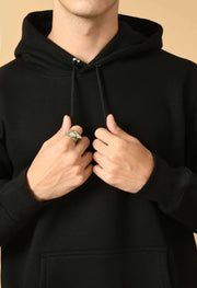 Black color men's plain hoodie by offmint