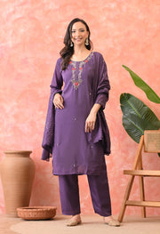 Royal Orchid Embroidered Kurta Set
